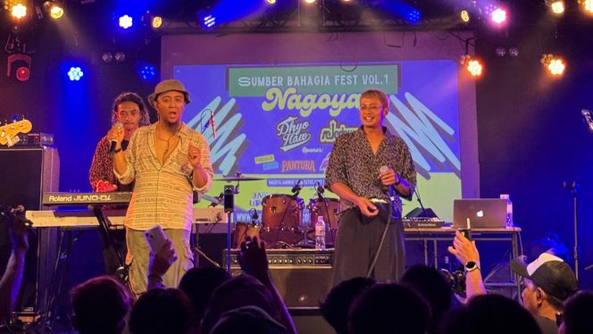 
 Sejedewe Gandeng Panturasta di Panggung Festival Sumber Bahagia Vol. 1 Jepang
